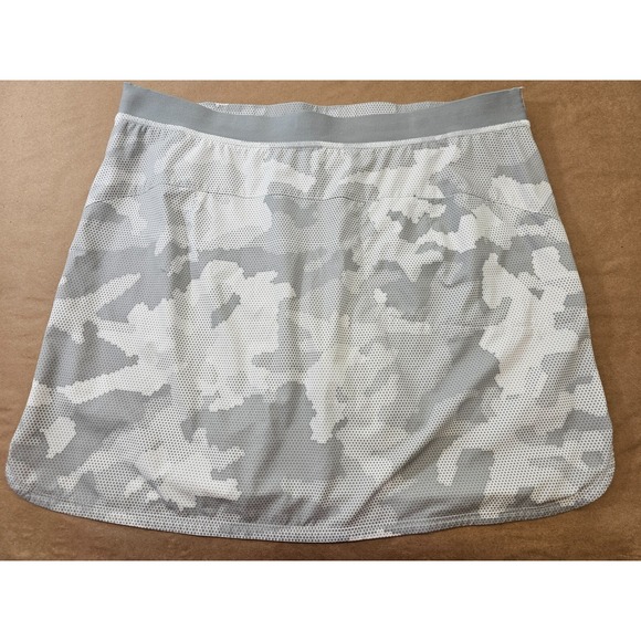 Ralph Lauren L Camo Print Golf Skort Skirt Shorts Gray White Performance EUC - Picture 7 of 11